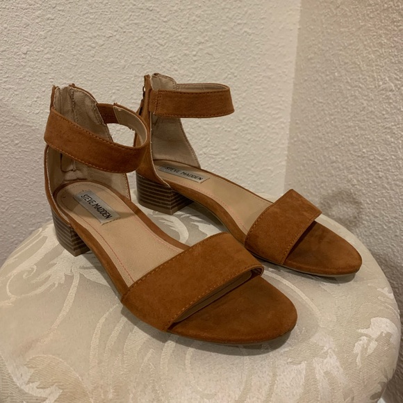 Steve Madden brown shoes 🤎 - Picture 2 of 3